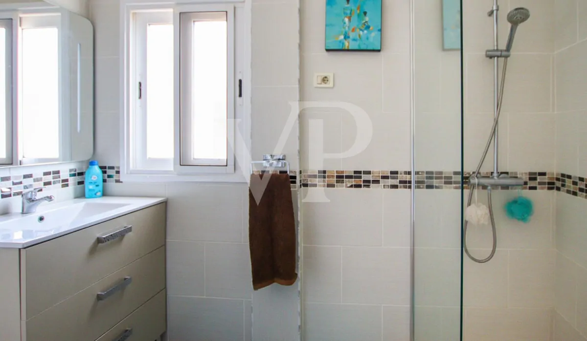 Wunderschöne Finca mit mehreren Wohneinheiten und atemberaubenden Meerblick