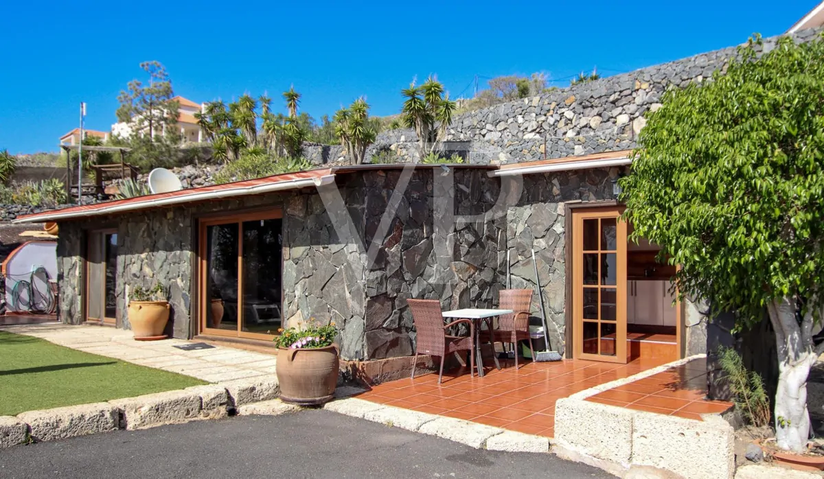 Wunderschöne Finca mit mehreren Wohneinheiten und atemberaubenden Meerblick