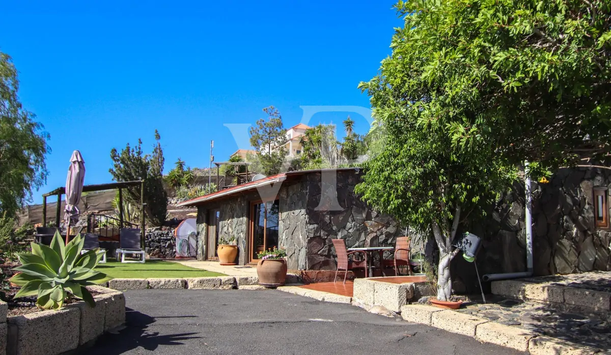 Wunderschöne Finca mit mehreren Wohneinheiten und atemberaubenden Meerblick