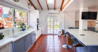 von_poll_real_estate_property_ES243184655_image_9