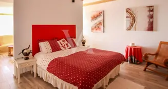 von_poll_real_estate_property_ES243184655_image_33