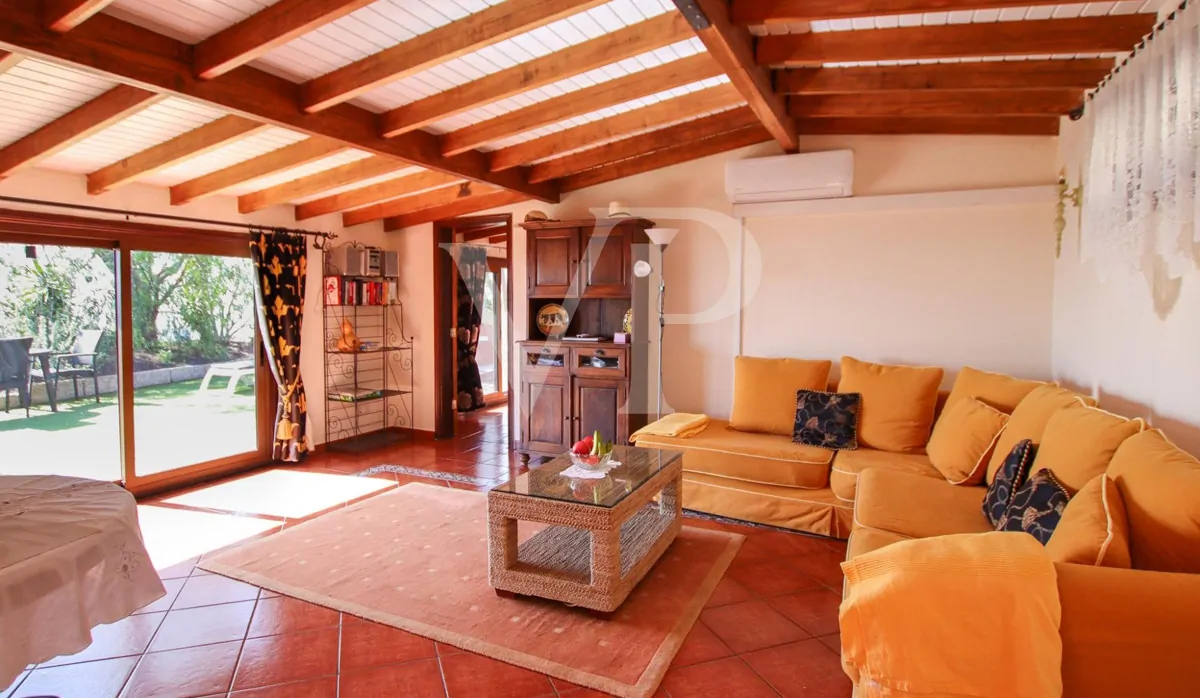 Wunderschöne Finca mit mehreren Wohneinheiten und atemberaubenden Meerblick