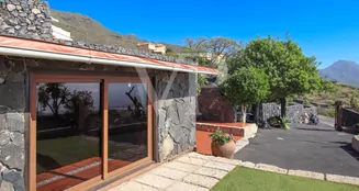 von_poll_real_estate_property_ES243184655_image_38