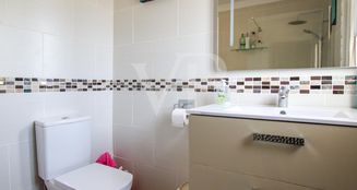von_poll_real_estate_property_ES243184655_image_14