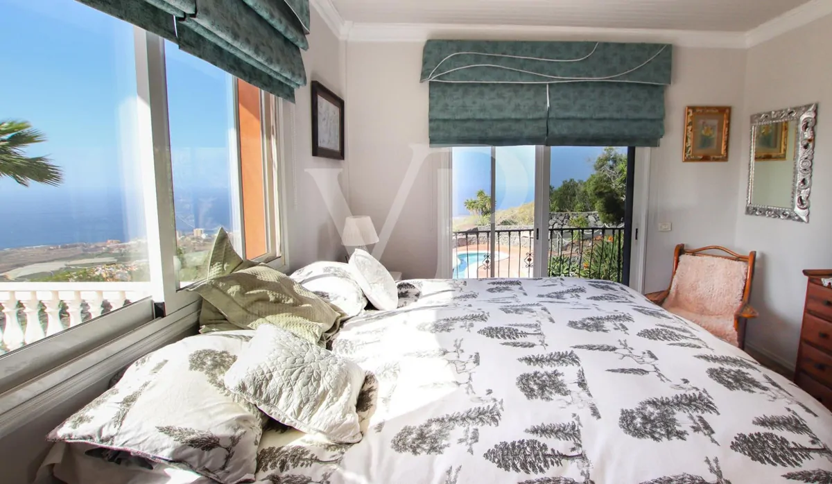 Wunderschöne Finca mit mehreren Wohneinheiten und atemberaubenden Meerblick