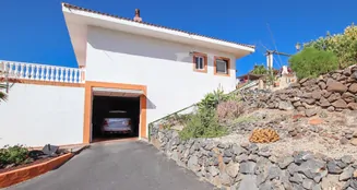 von_poll_real_estate_property_ES243184655_image_36