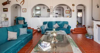 von_poll_real_estate_property_ES243184655_image_21