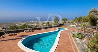 von_poll_real_estate_property_ES243184655_image_1