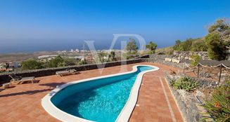 von_poll_real_estate_property_ES243184655_image_2