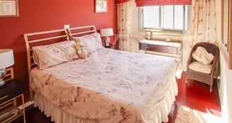 von_poll_real_estate_property_ES243184655_image_15