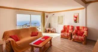 von_poll_real_estate_property_ES243184655_image_31