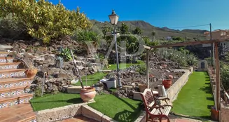 von_poll_real_estate_property_ES243184655_image_4