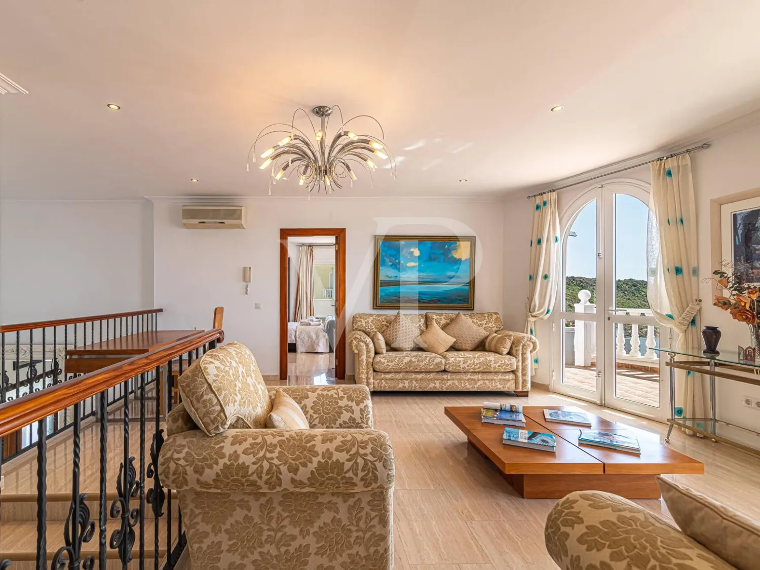 Elegante Villa mit 8 Schlafzimmern und Meerblick in Roque del Conde