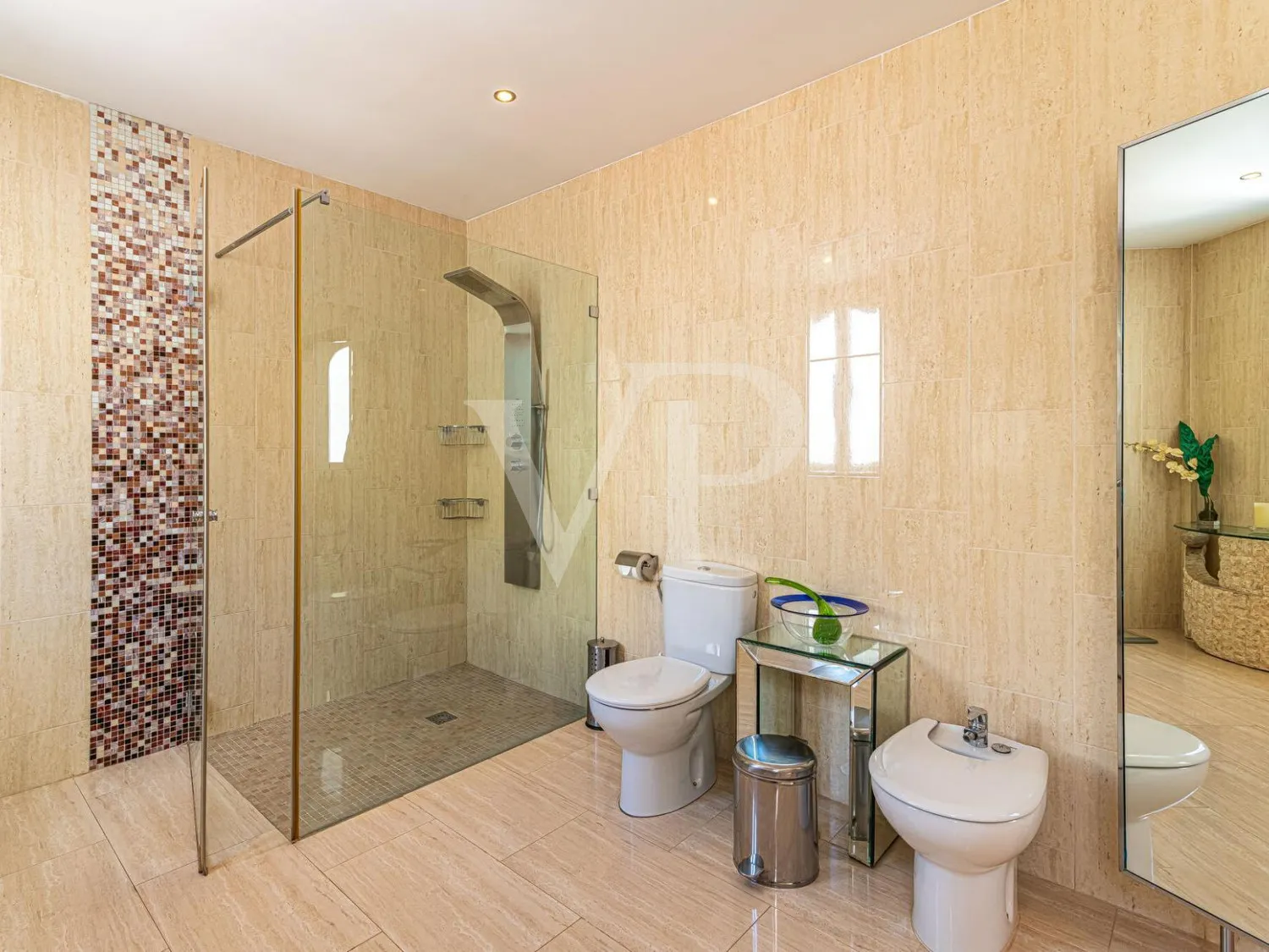 Elegante Villa mit 8 Schlafzimmern und Meerblick in Roque del Conde