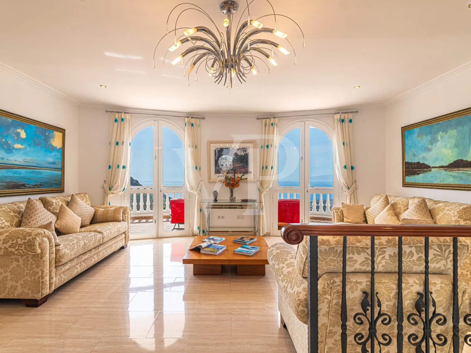 Elegante Villa mit 8 Schlafzimmern und Meerblick in Roque del Conde