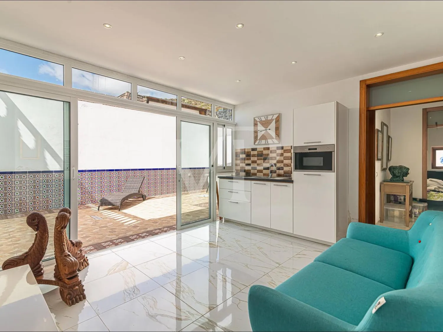 Elegante Villa mit 8 Schlafzimmern und Meerblick in Roque del Conde