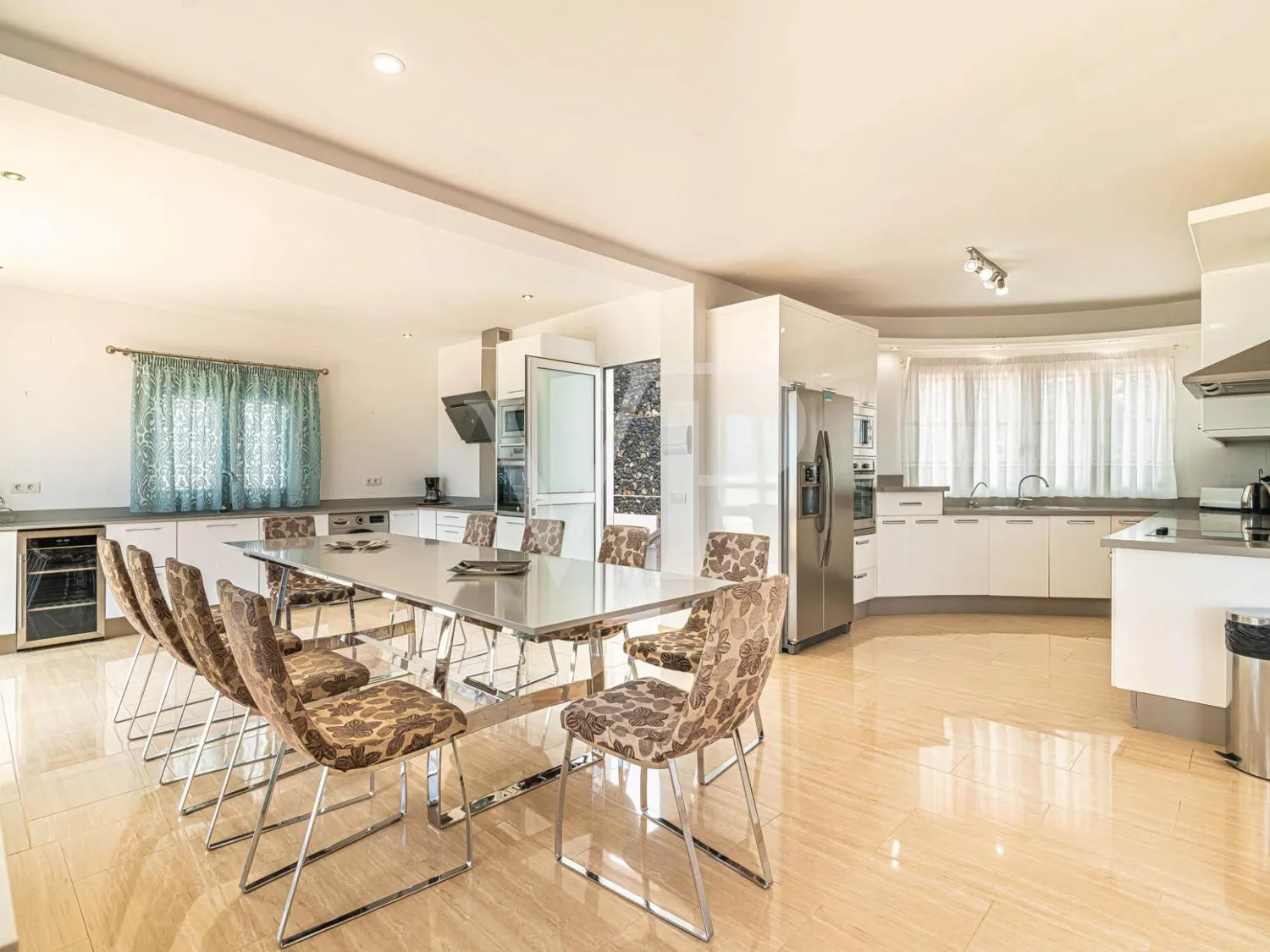 Elegante Villa mit 8 Schlafzimmern und Meerblick in Roque del Conde