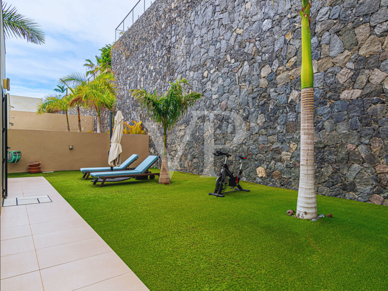 Propiedad de ensueño con vistas al mar y piscina privada