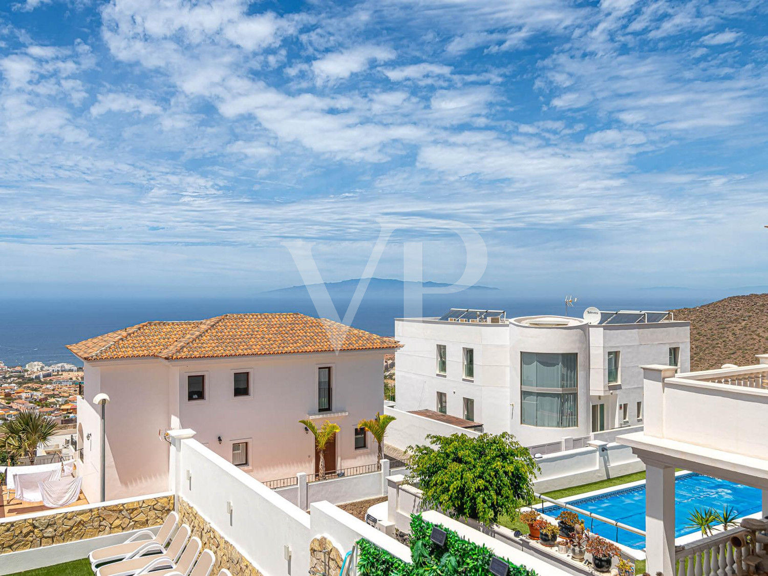 Magnificent modern luxury villa with sea views in Roque del Conde