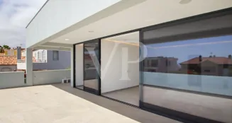 von_poll_real_estate_property_ES243184796_image_29