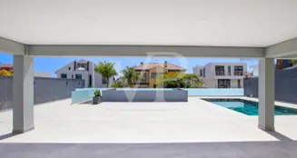 von_poll_real_estate_property_ES243184796_image_8