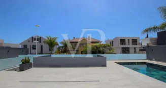 von_poll_real_estate_property_ES243184796_image_3