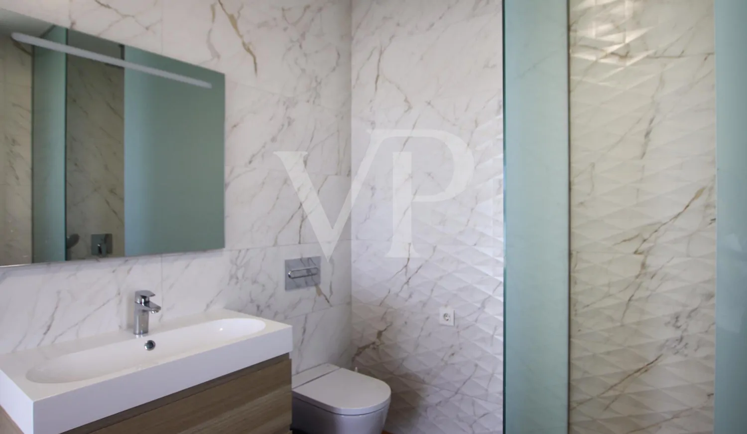 Exquisite Neubauvilla ist bereit für den Erstbezug in el Madroñal