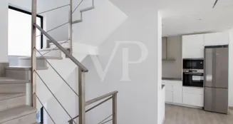 von_poll_real_estate_property_ES243184796_image_17