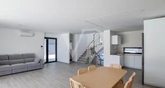 von_poll_real_estate_property_ES243184796_image_89