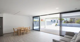 von_poll_real_estate_property_ES243184796_image_94