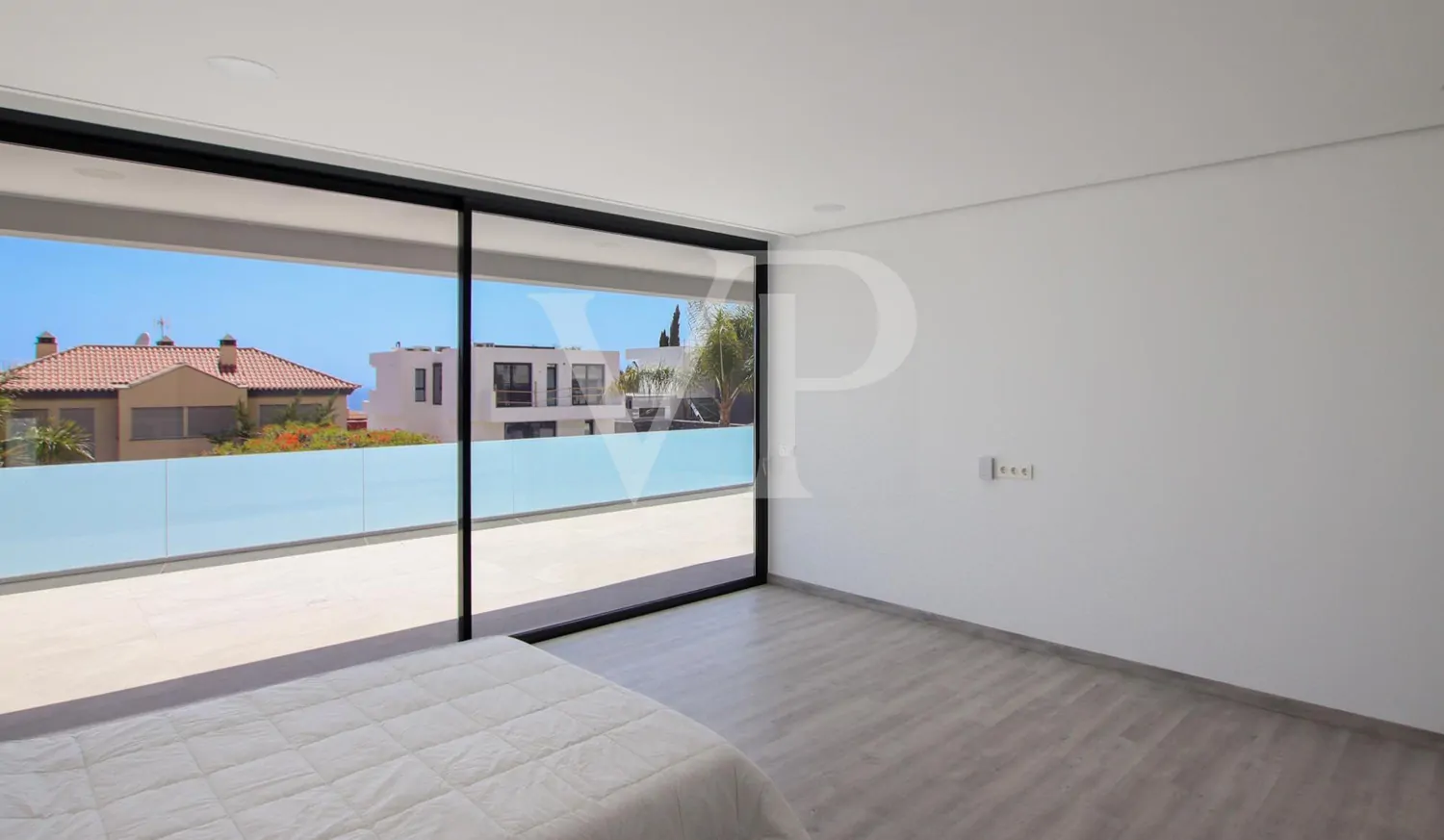 Exquisite Neubauvilla ist bereit für den Erstbezug in el Madroñal