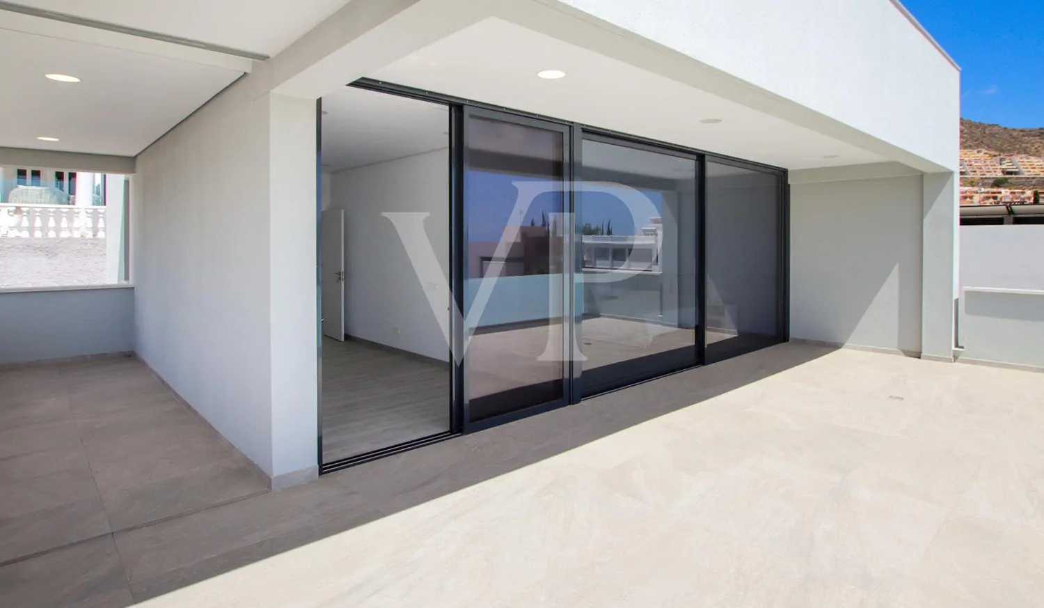 Exquisite Neubauvilla ist bereit für den Erstbezug in el Madroñal