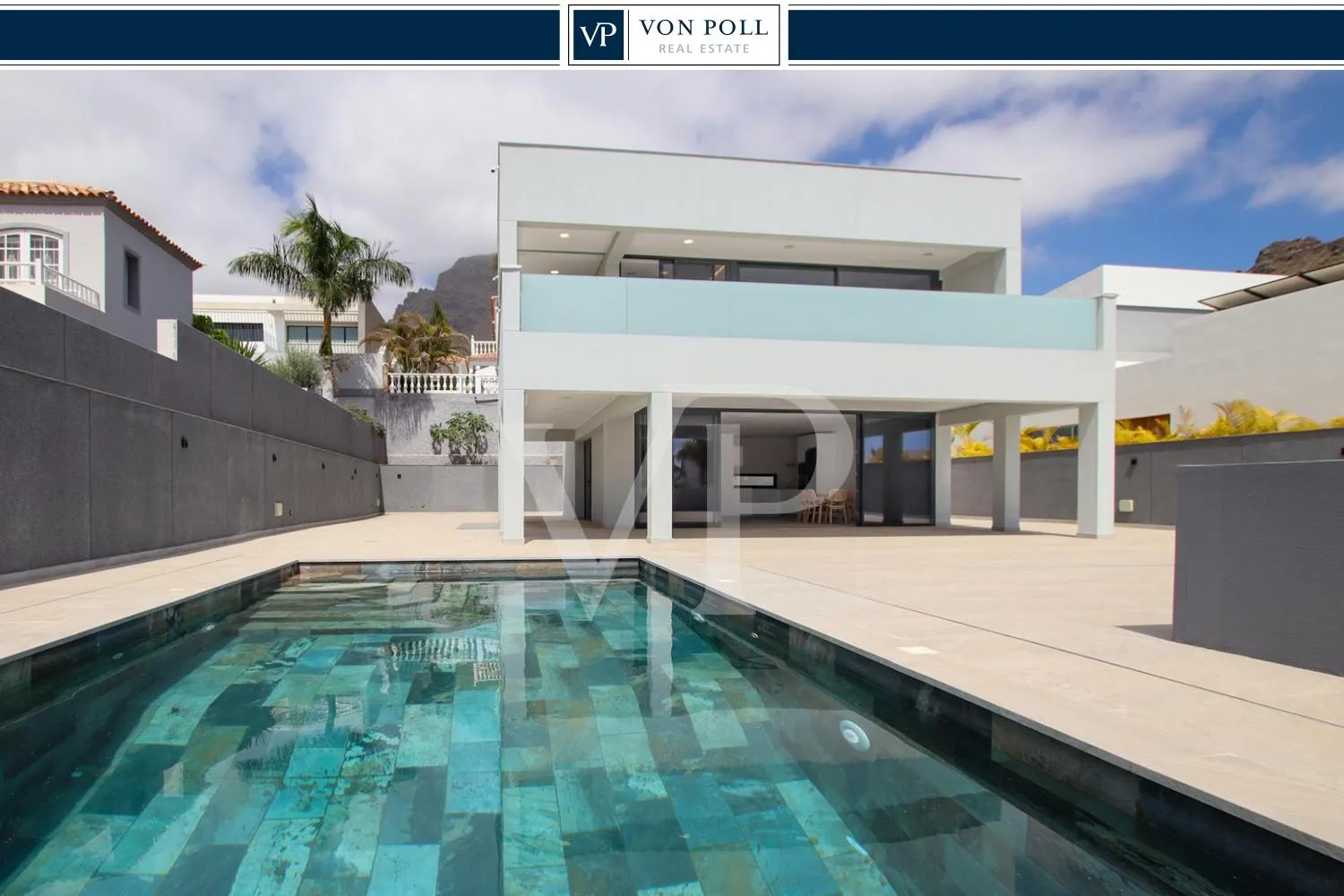 Exquisite Neubauvilla ist bereit für den Erstbezug in el Madroñal