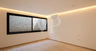 von_poll_real_estate_property_ES243184796_image_76