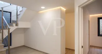 von_poll_real_estate_property_ES243184796_image_75