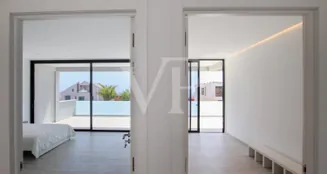 von_poll_real_estate_property_ES243184796_image_60