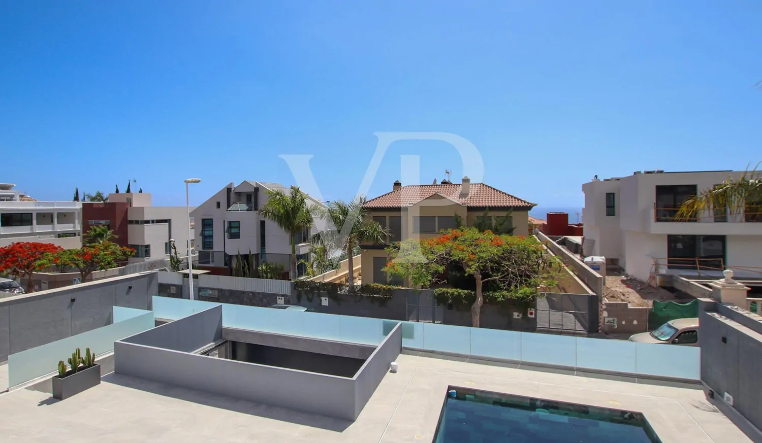 Exquisite Neubauvilla ist bereit für den Erstbezug in el Madroñal