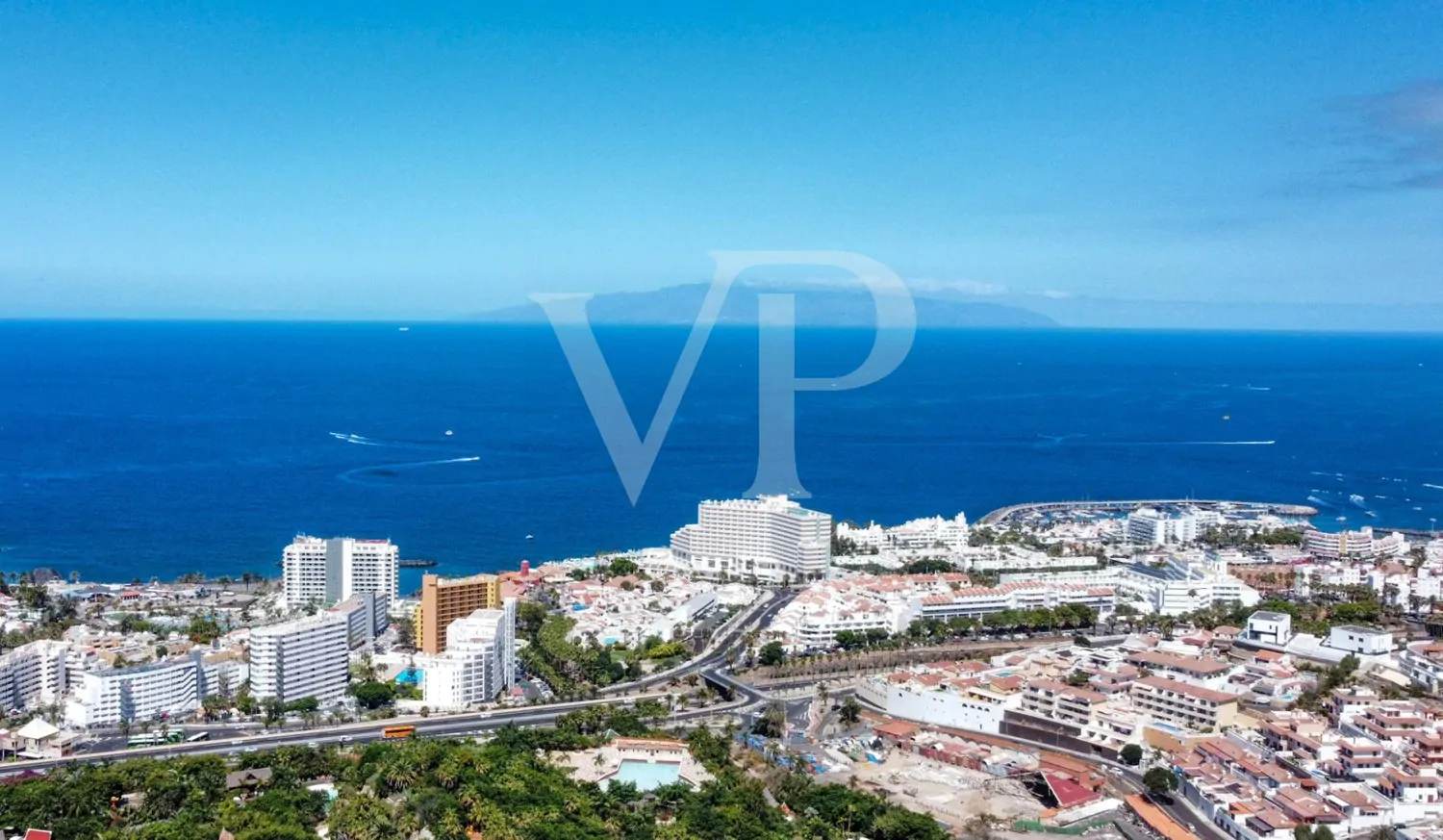 Neubauvilla mit atemberaubendem Meerblick in Caldera del Rey