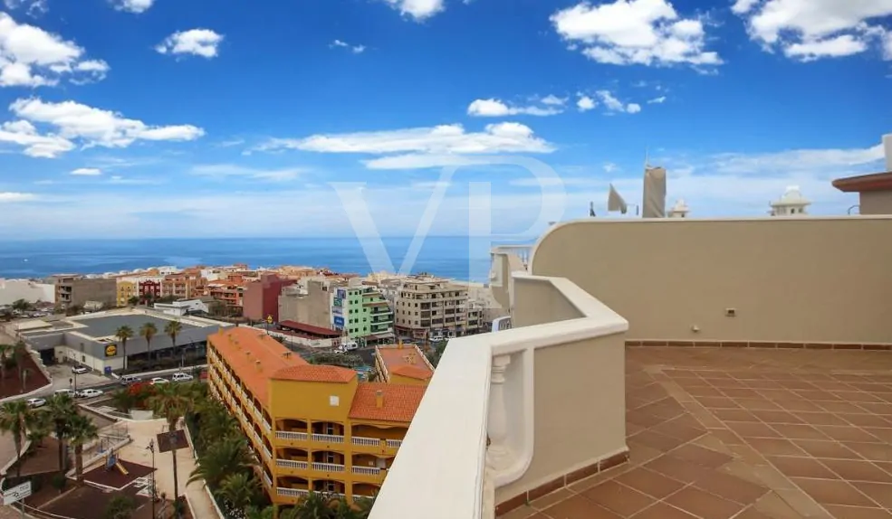 Moderne Penthouse-Wohnung bereit für den Erstbezug