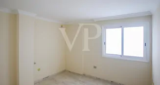 von_poll_real_estate_property_ES243184826_image_11