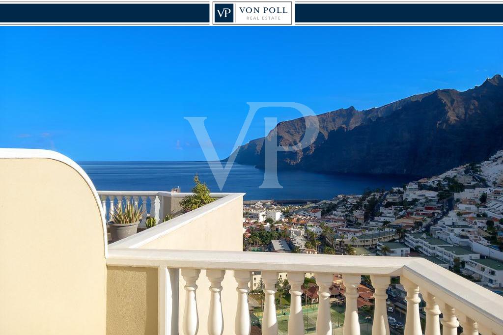 Ático con vistas espectaculares en Los Gigantes