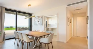 von_poll_real_estate_property_ES243184838_image_95