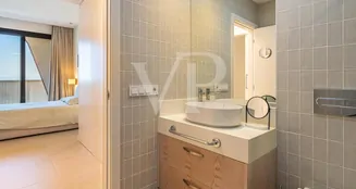 von_poll_real_estate_property_ES243184838_image_144