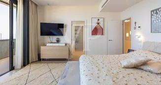 von_poll_real_estate_property_ES243184838_image_149