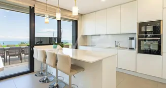 von_poll_real_estate_property_ES243184838_image_104