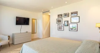 von_poll_real_estate_property_ES243184838_image_119