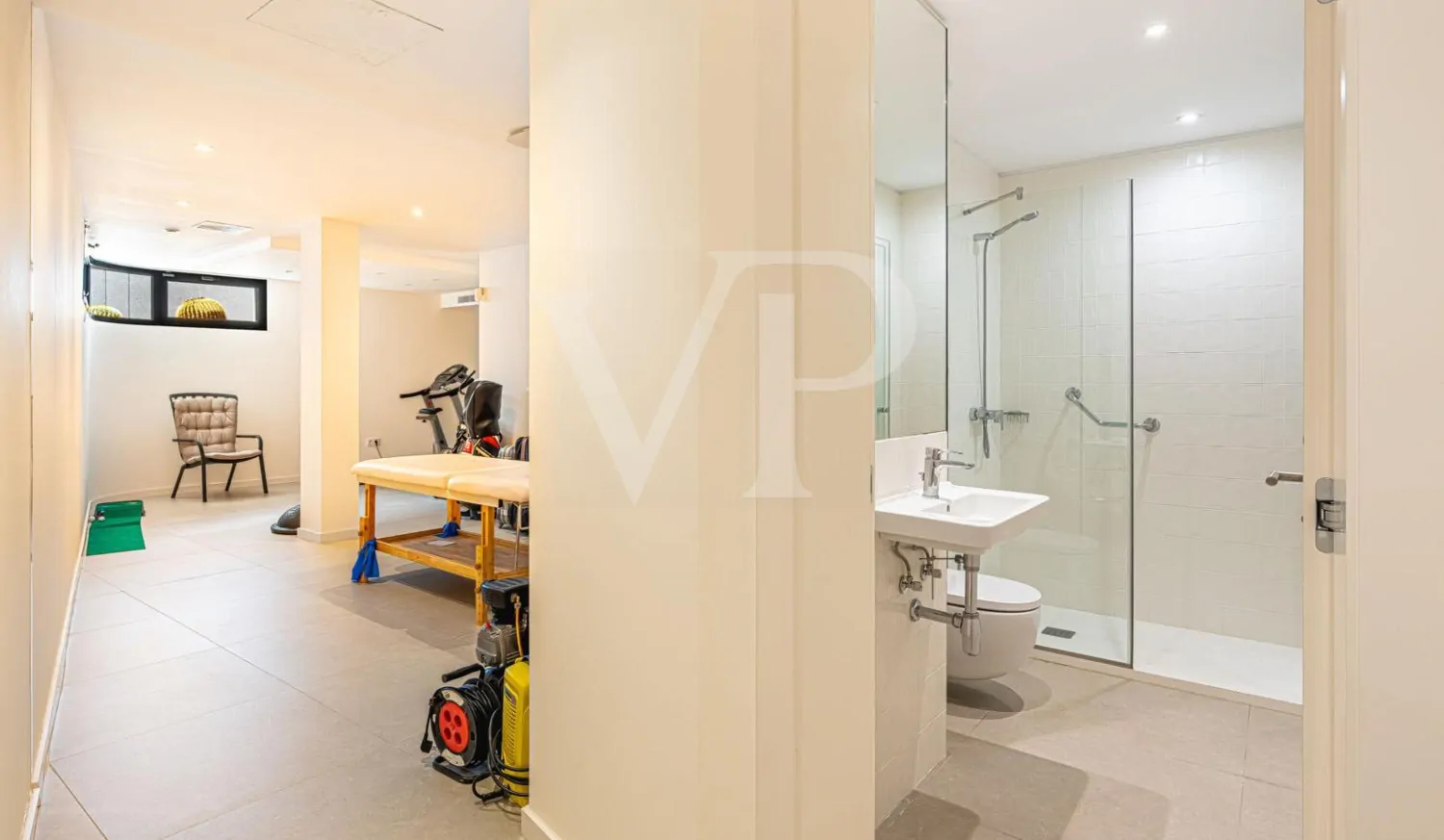 Exklusive Design-Villa mit Luxusausstattung und Traumblick auf das Meer