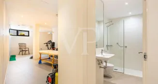 von_poll_real_estate_property_ES243184838_image_52