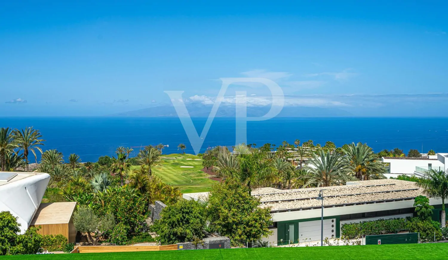 Exklusive Design-Villa mit Luxusausstattung und Traumblick auf das Meer