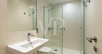 von_poll_real_estate_property_ES243184838_image_53